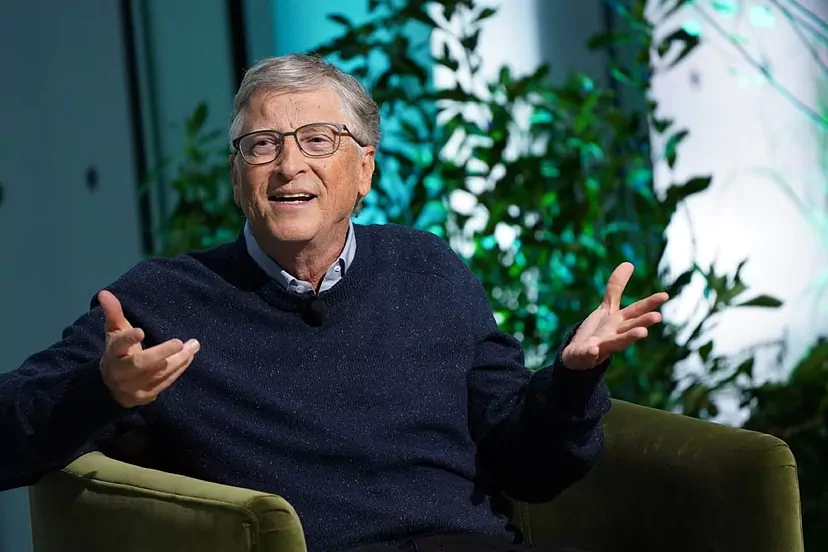 Bill Gates pide gobierno glogal que regule la IA