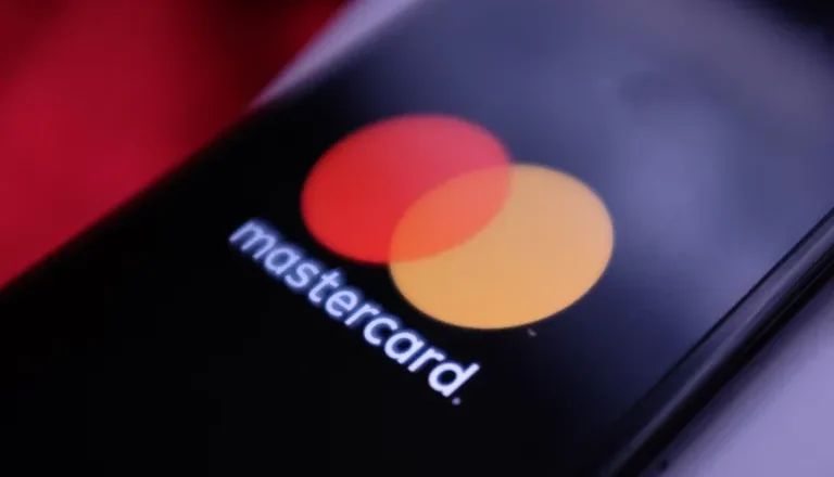 Mastercard presenta nuevas herramientas y asociaciones para impulsar el comercio inteligente y seguro de Agentic