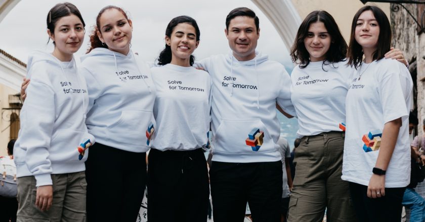 Solve for Tomorrow 2025 anuncia los equipos ganadores por país